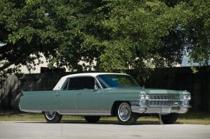Cadillac Fleetwood Sedan